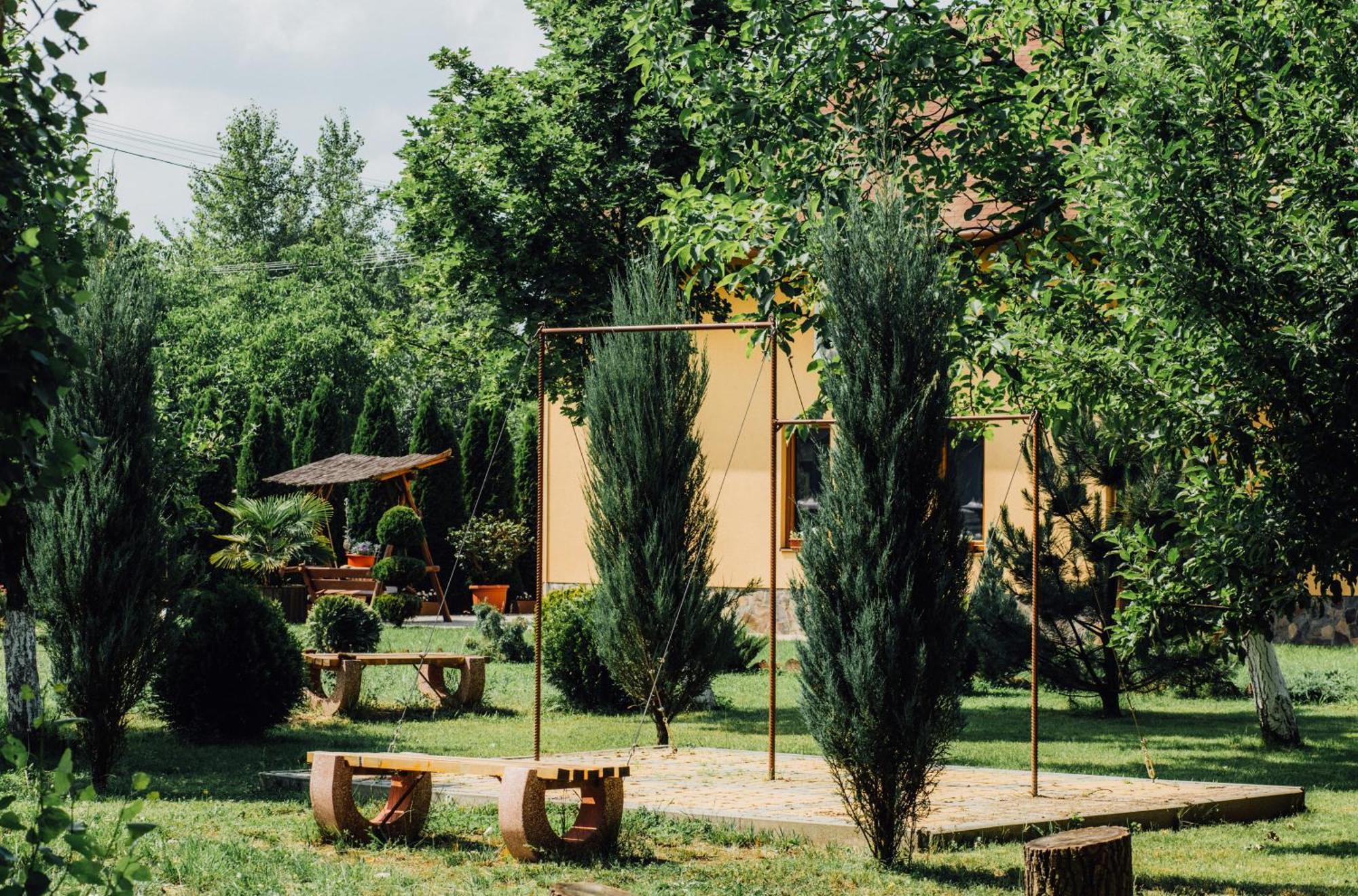 Villa Fenix Berehove  Exterior photo